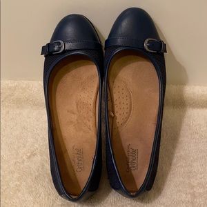 Croft & Barrow Blue Flats